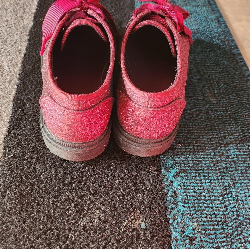 Shoes - Picture 3 of 5